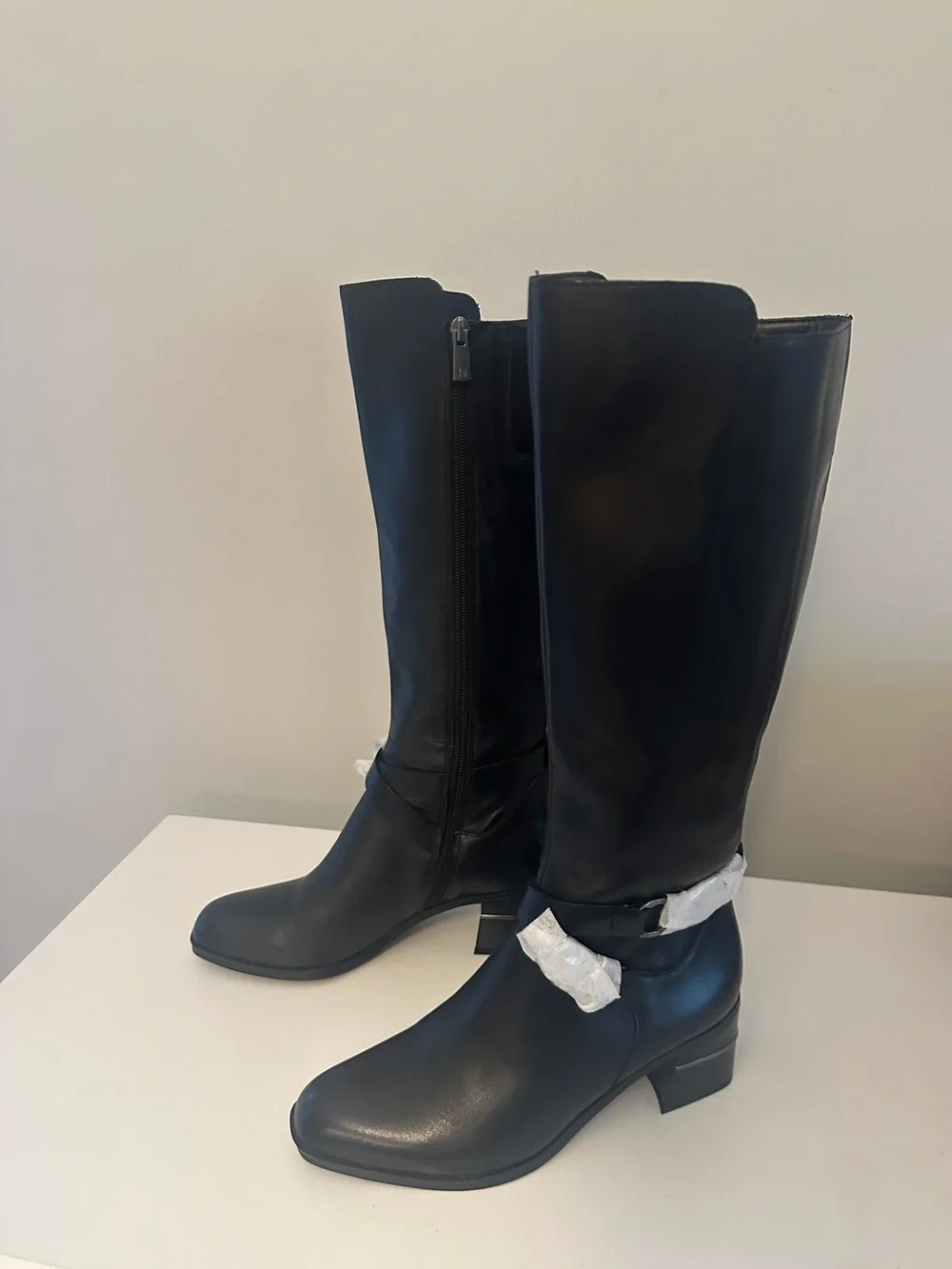 Stuart Weitzman Shore Black Leather Boots Size 7.5 New with box